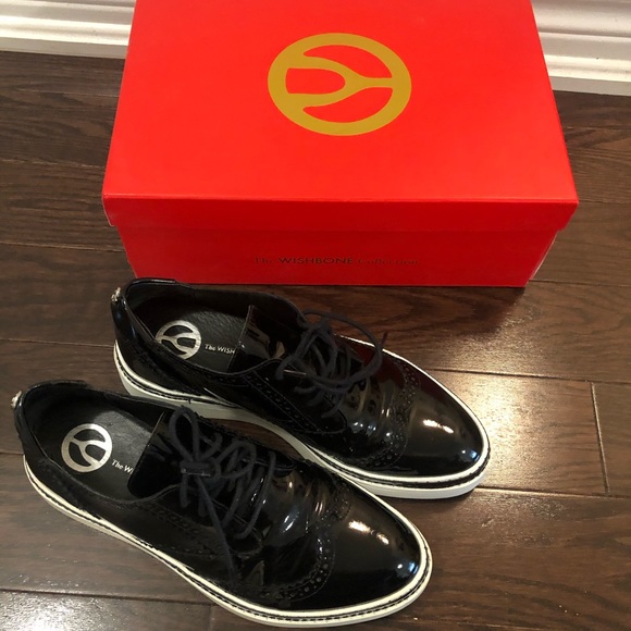 The wishbone collection shoe - Picture 3 of 4